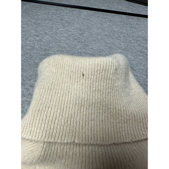 Zara‎ Turtleneck Oatmeal Knit Cropped Sweater Womens Medium 100% Wool - Picture 3 of 10